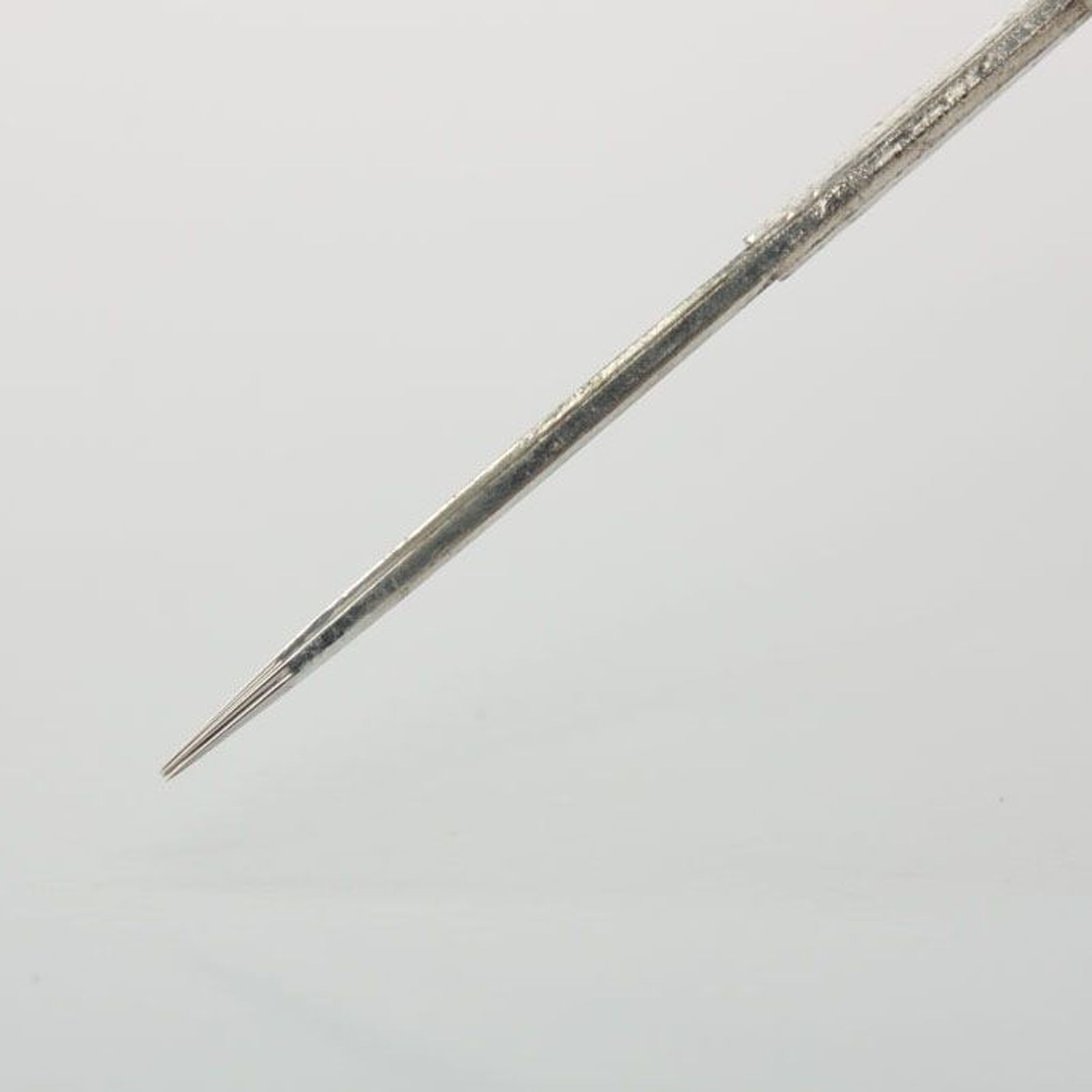 1207RLT Round Liner Super Tight Nuclear Tattoo Needles