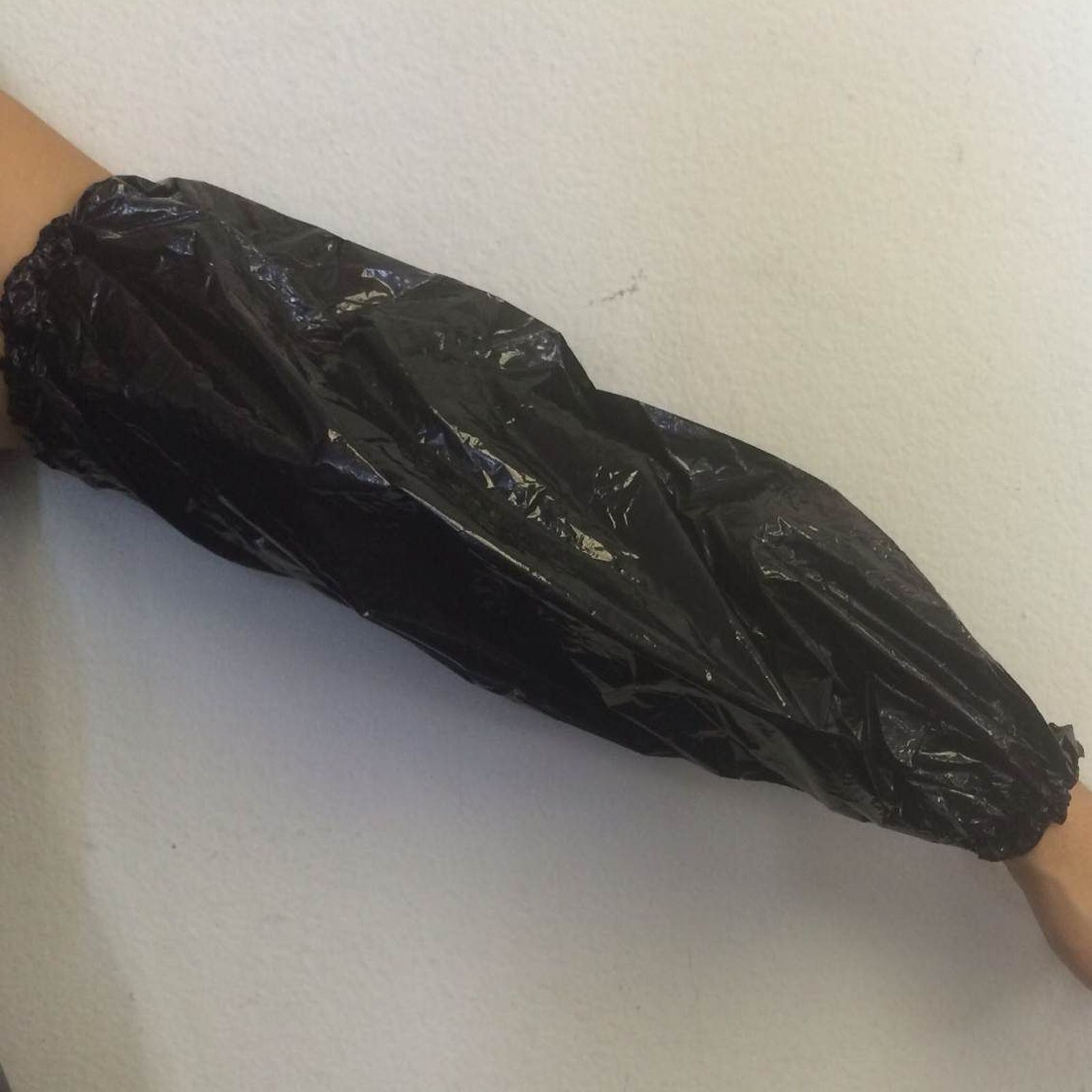 Disposable Arm Sleeves - BLack